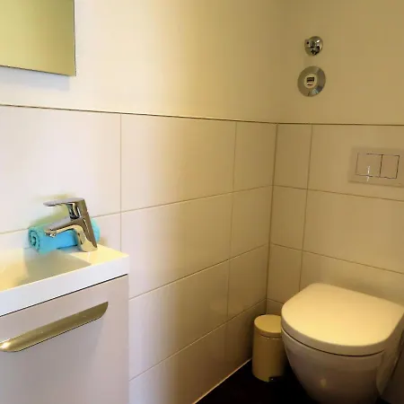 Ferienwohnung Bodenseeblick Lejlighed Meersburg